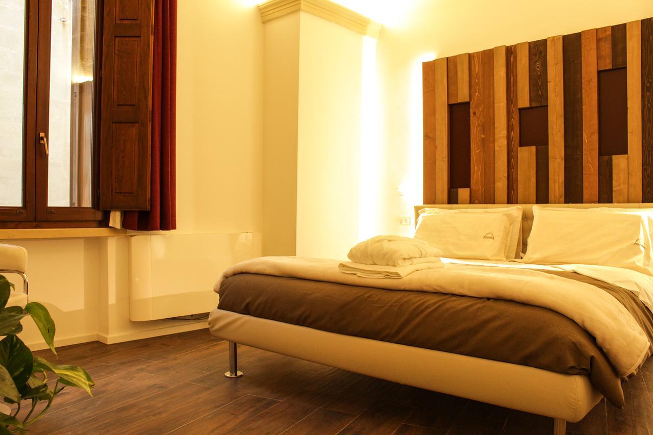 레체 Signuria Dimora Esclusiva B&B 외부 사진